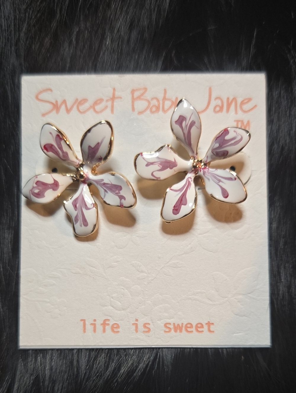Sweet Baby Jane Pink & White Floral Earringd Set